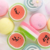 Quà lưu niệm bánh kẹo khi du lịch Nhật Bản